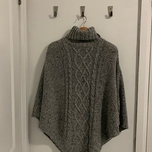 Roots Poncho
